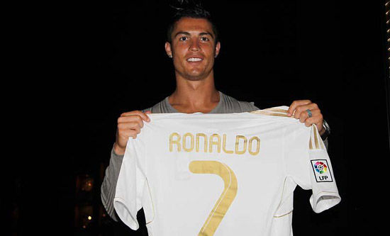 灵感来源韩国国旗太极图案，热刺球员将穿特别版球衣战纽卡