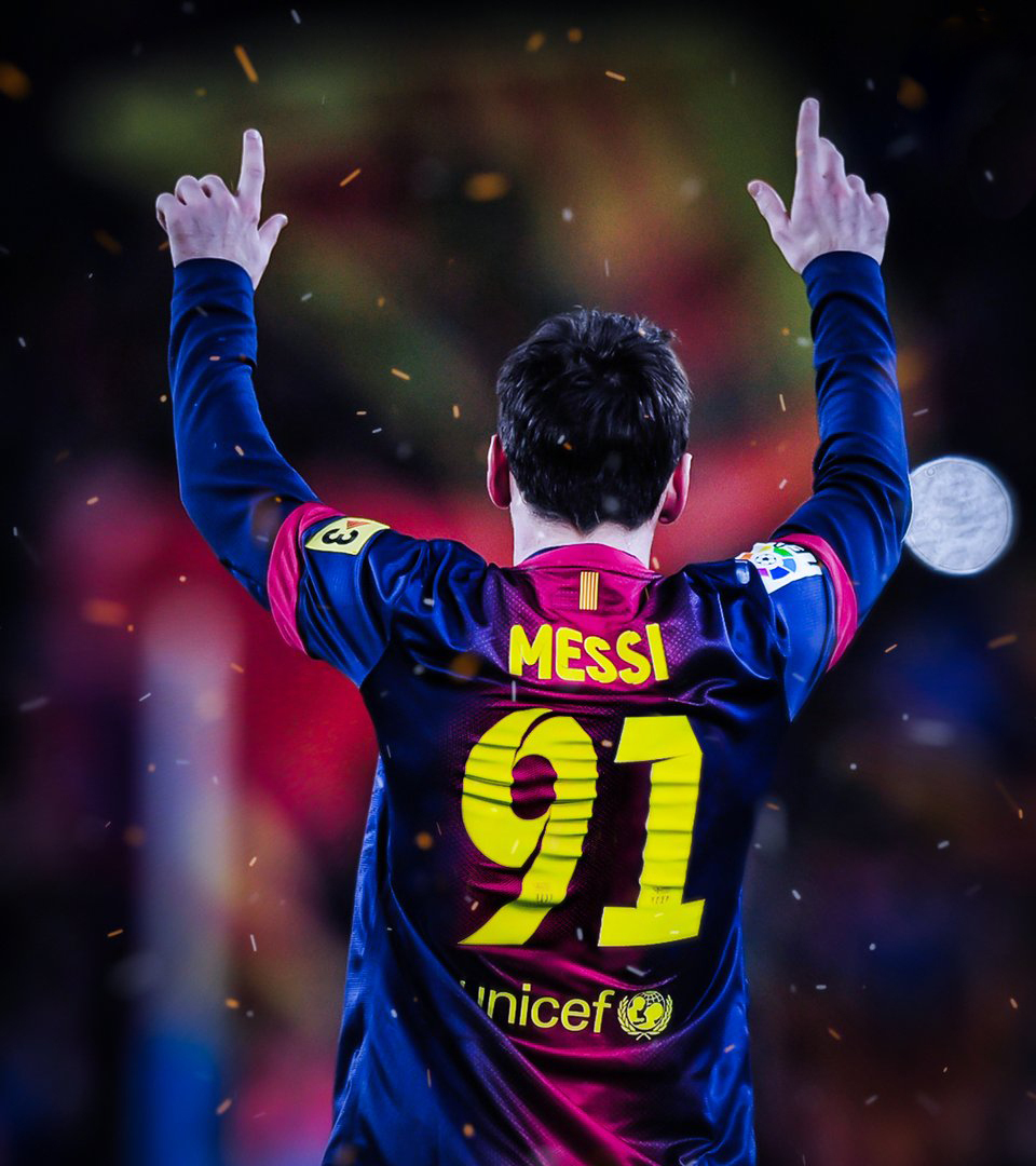 塞萨尔：齐沃为什么要换下博尼和泽林斯基？他俩明明表现最好