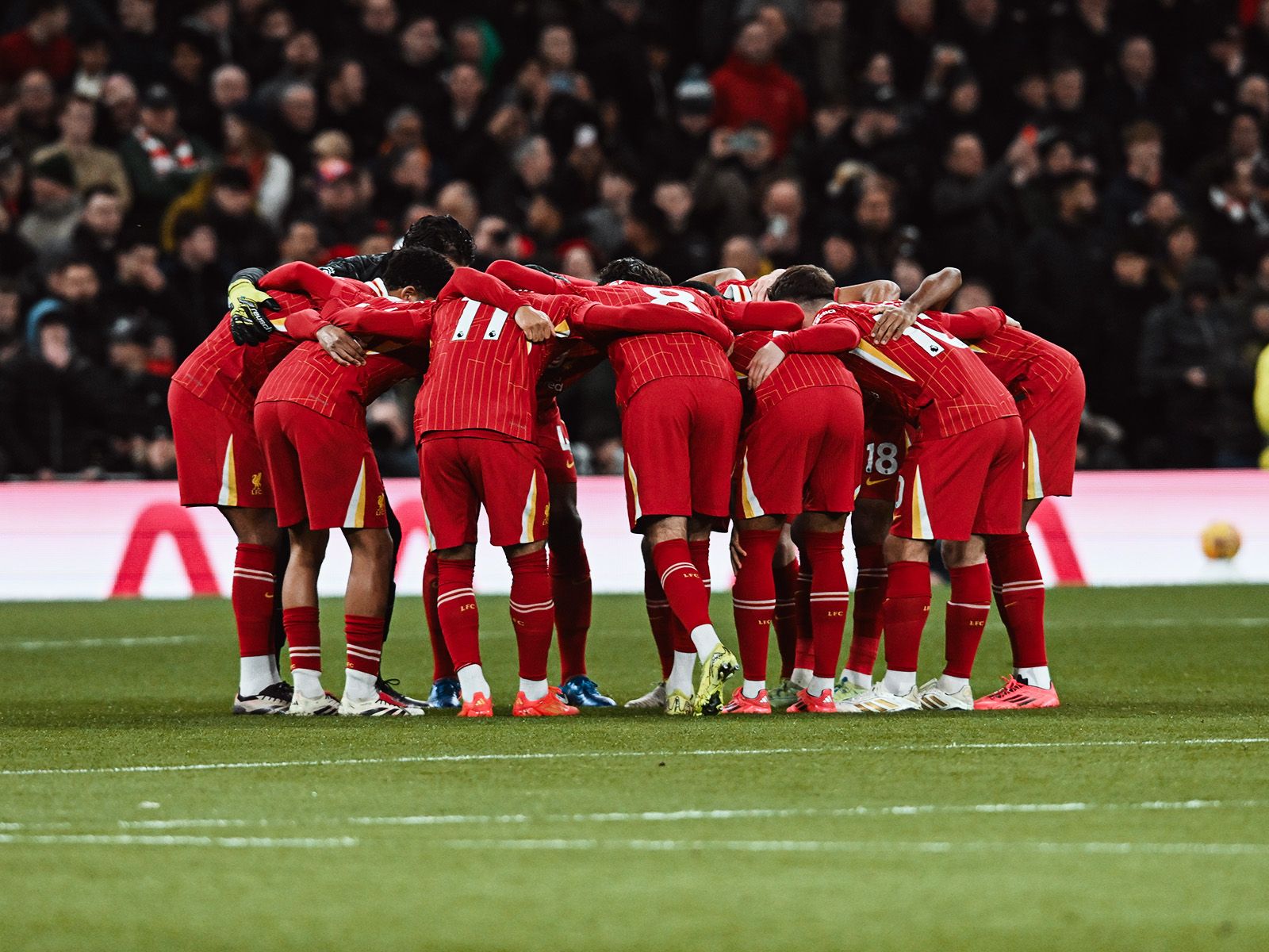 梅西：我在巴萨踢了一辈子球，却没能以我想象的方式告别